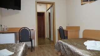 Гостиница Тиман Ухта Двухместный номер с 2 отдельными кроватями-3